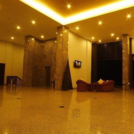 Laprima Hotel Flores Labuan Bajo Exterior foto