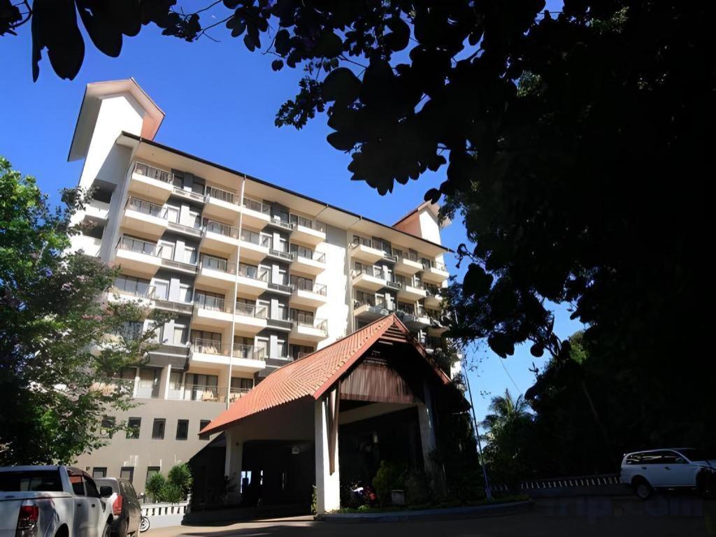 Laprima Hotel Flores Labuan Bajo Exterior foto