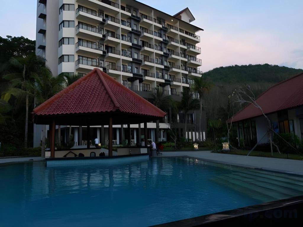 Laprima Hotel Flores Labuan Bajo Exterior foto